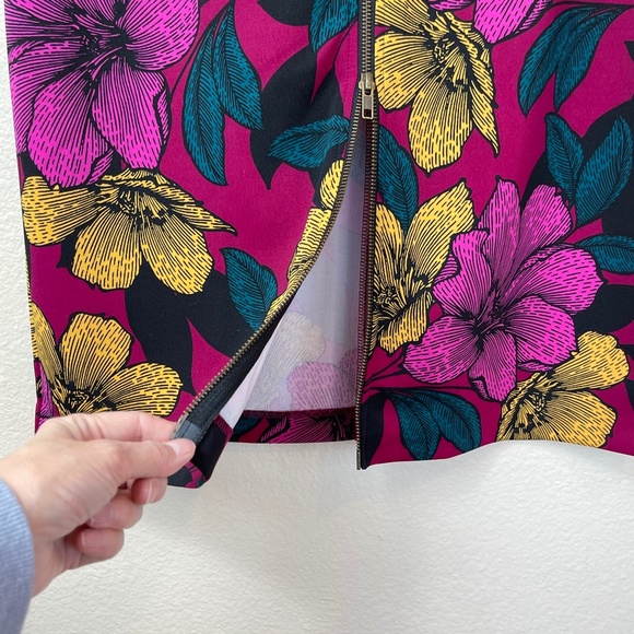 Worthington Floral Pencil Skirt w/ Front Zipper - Picture 5 of 9